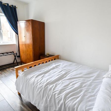 Great Spacious 2 Bedroom Flat Hendon Bagian luar foto