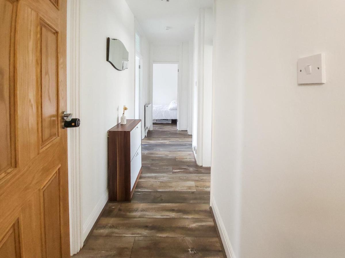 Great Spacious 2 Bedroom Flat Hendon Bagian luar foto